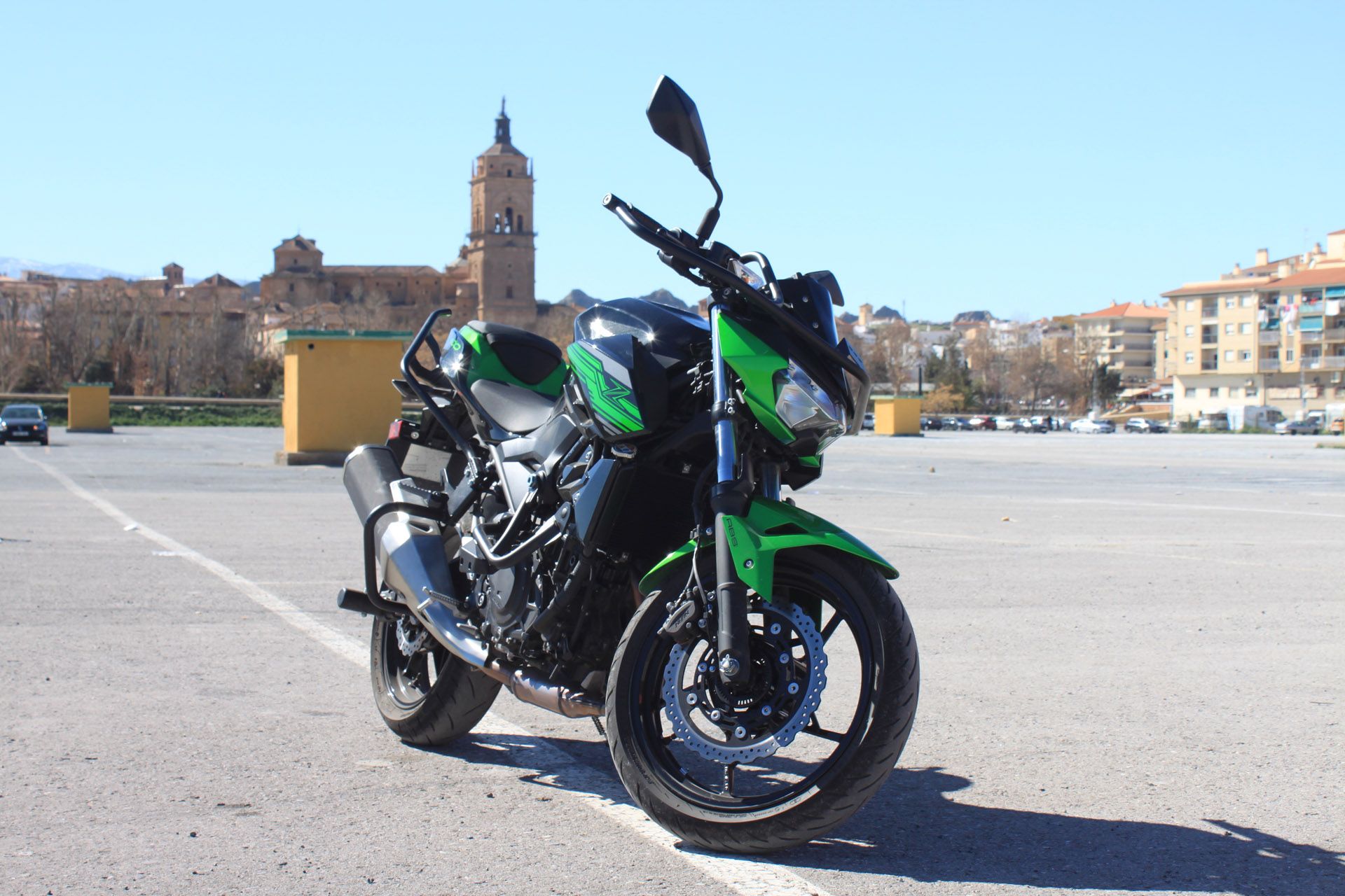 Carnet de Moto Guadix. Autoescuela en Guadix